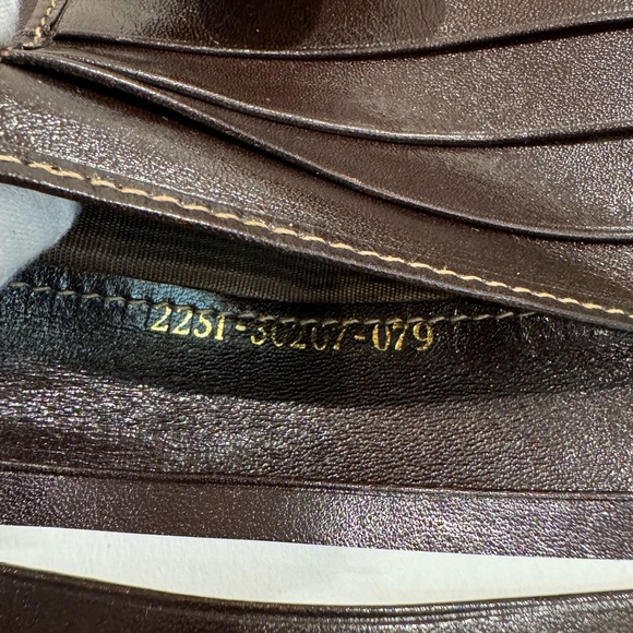 FENDI Zucca Kisslock Compact Wallet $799 - Picture 3 of 13